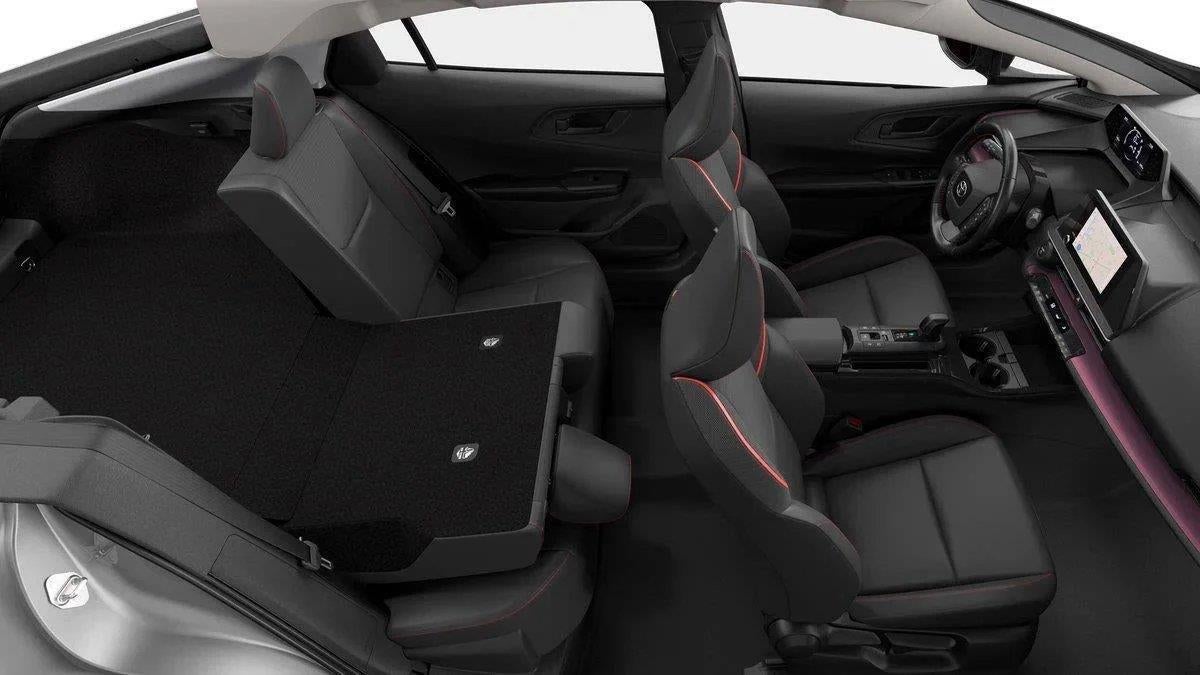 2026 Toyota Prius Plug-in Hybrid SE