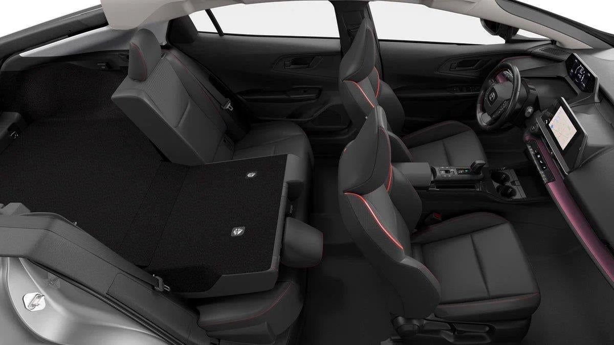 2026 Toyota Prius Plug-in Hybrid SE