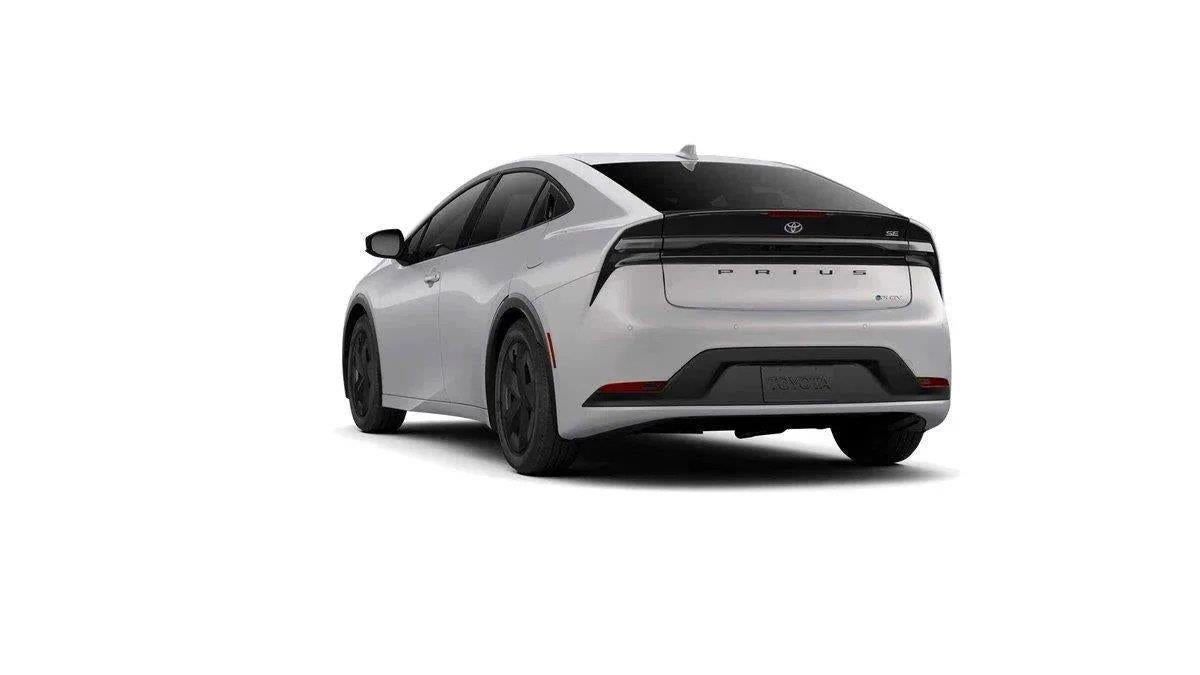 2026 Toyota Prius Plug-in Hybrid SE