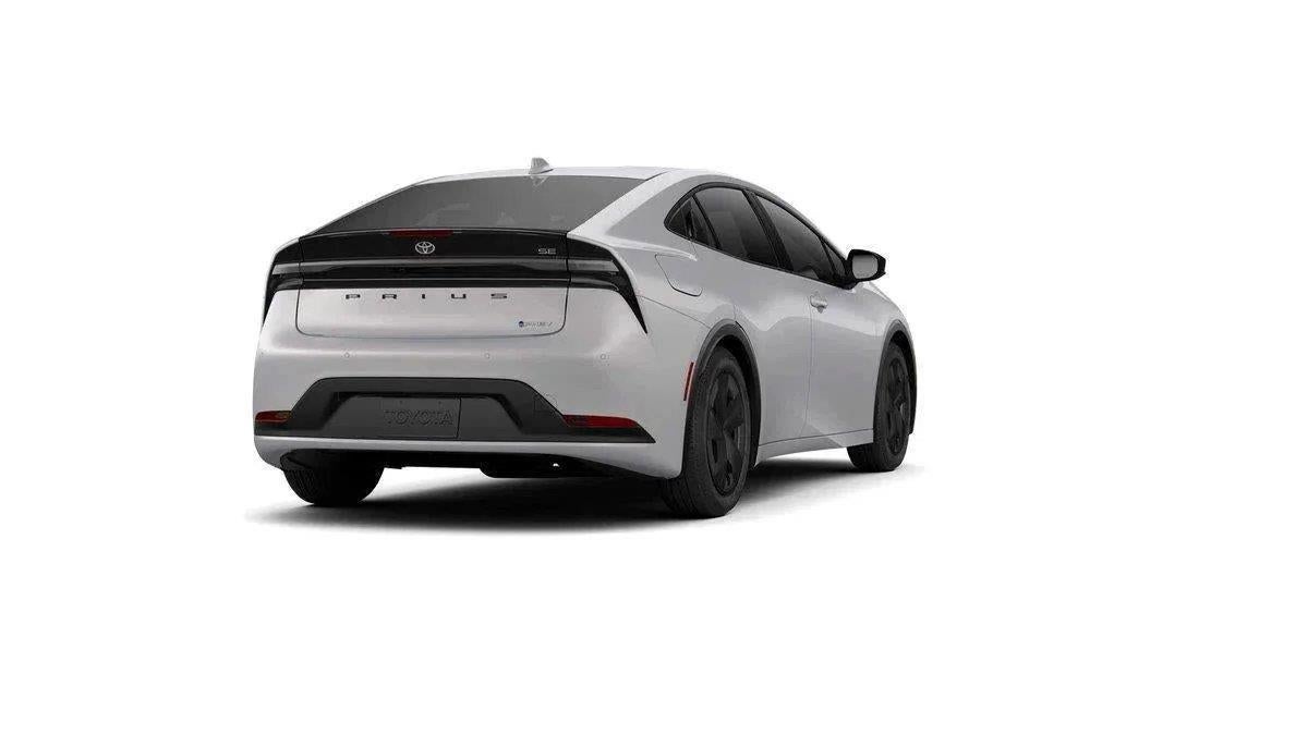 2026 Toyota Prius Plug-in Hybrid SE