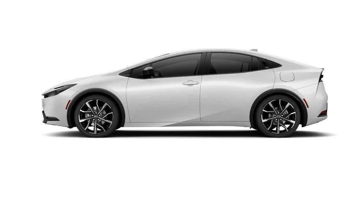 2026 Toyota Prius Plug-in Hybrid XSE