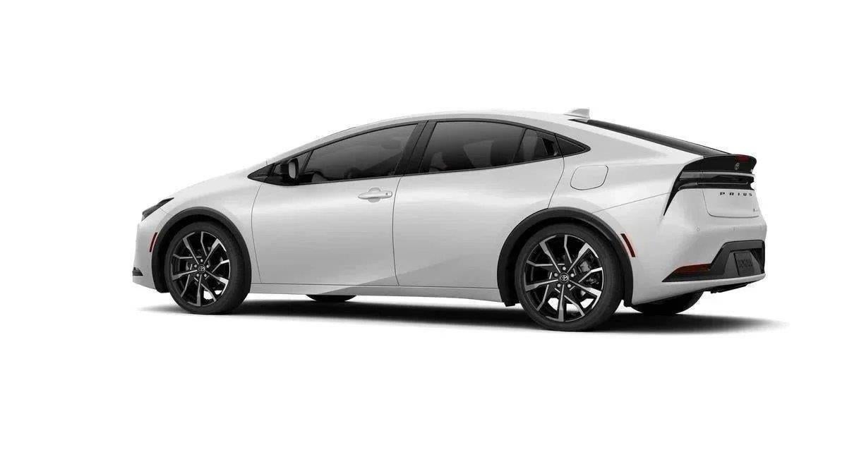 2026 Toyota Prius Plug-in Hybrid XSE