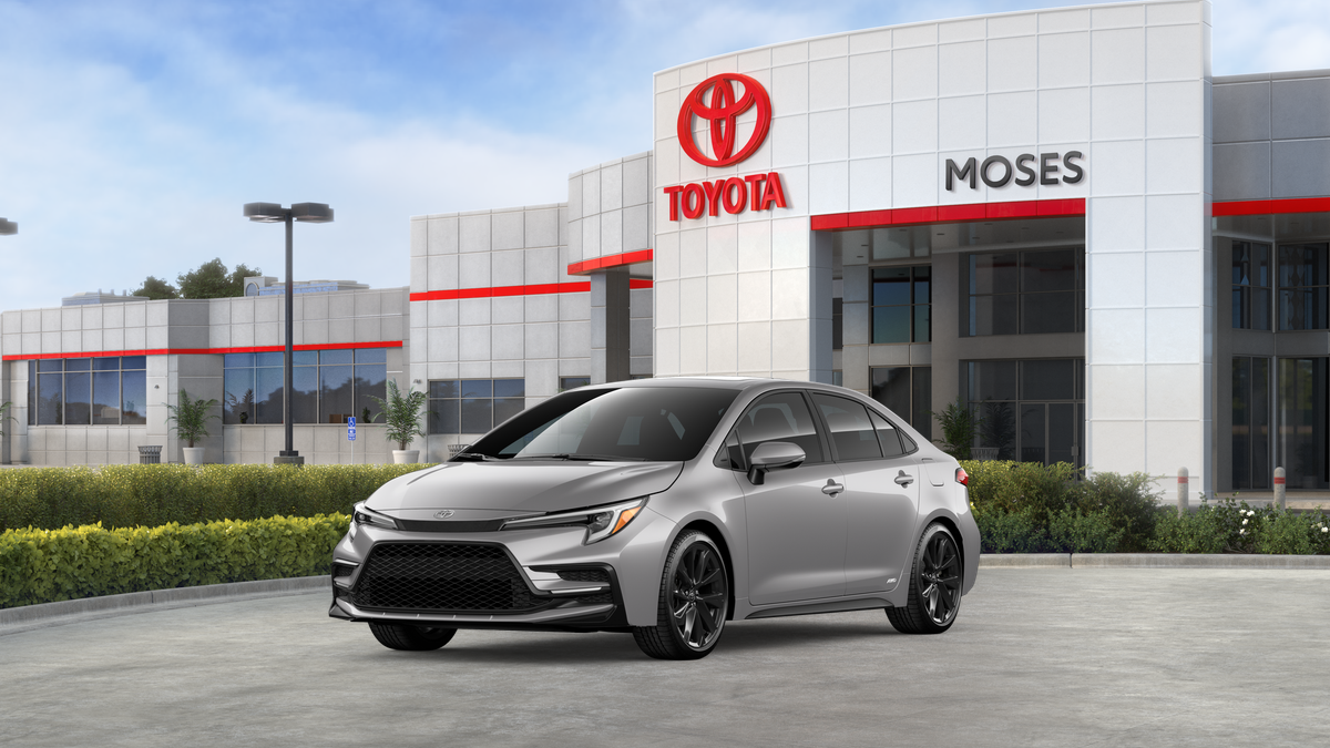 2027 Toyota COROLLA HYBRID SE AWD