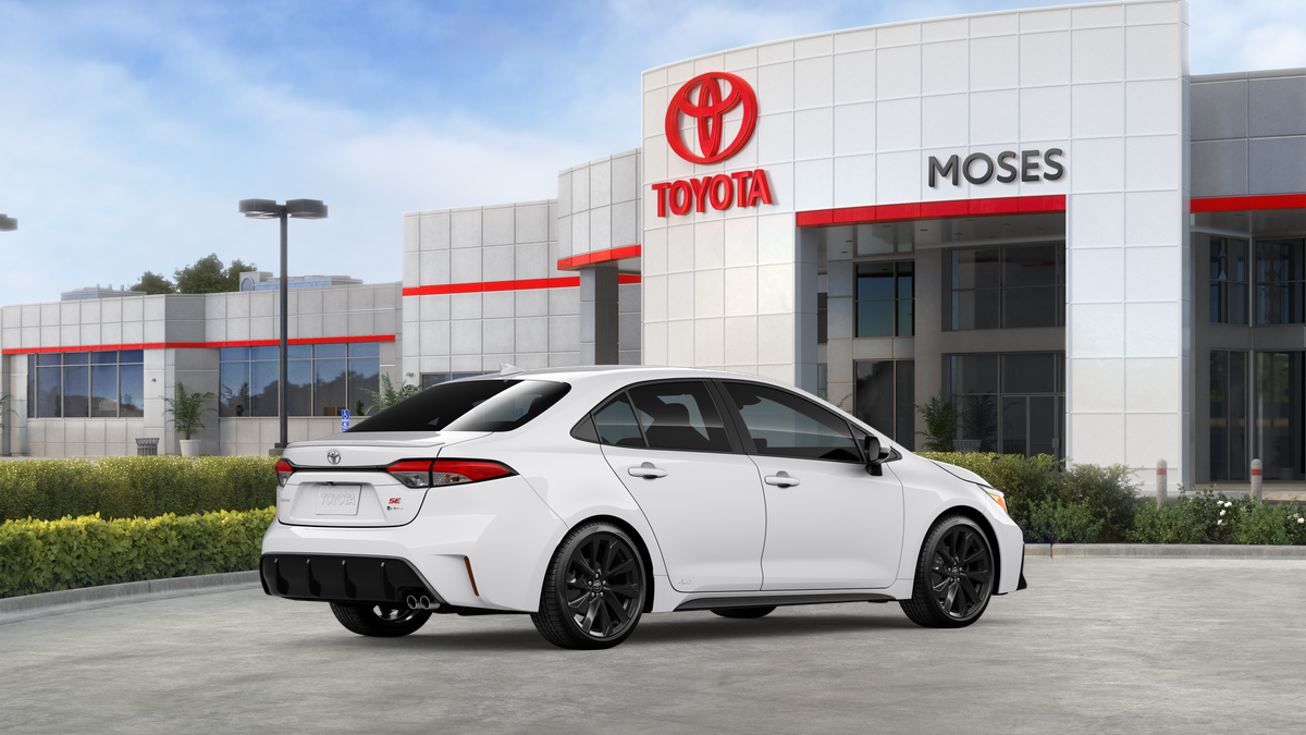 2026 Toyota Corolla HYBRID SE AWD