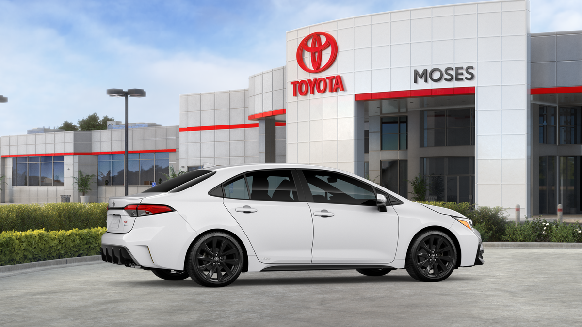 2026 Toyota Corolla HYBRID SE AWD