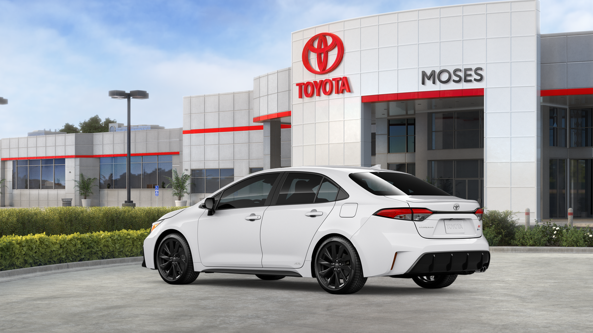 2026 Toyota Corolla HYBRID SE AWD
