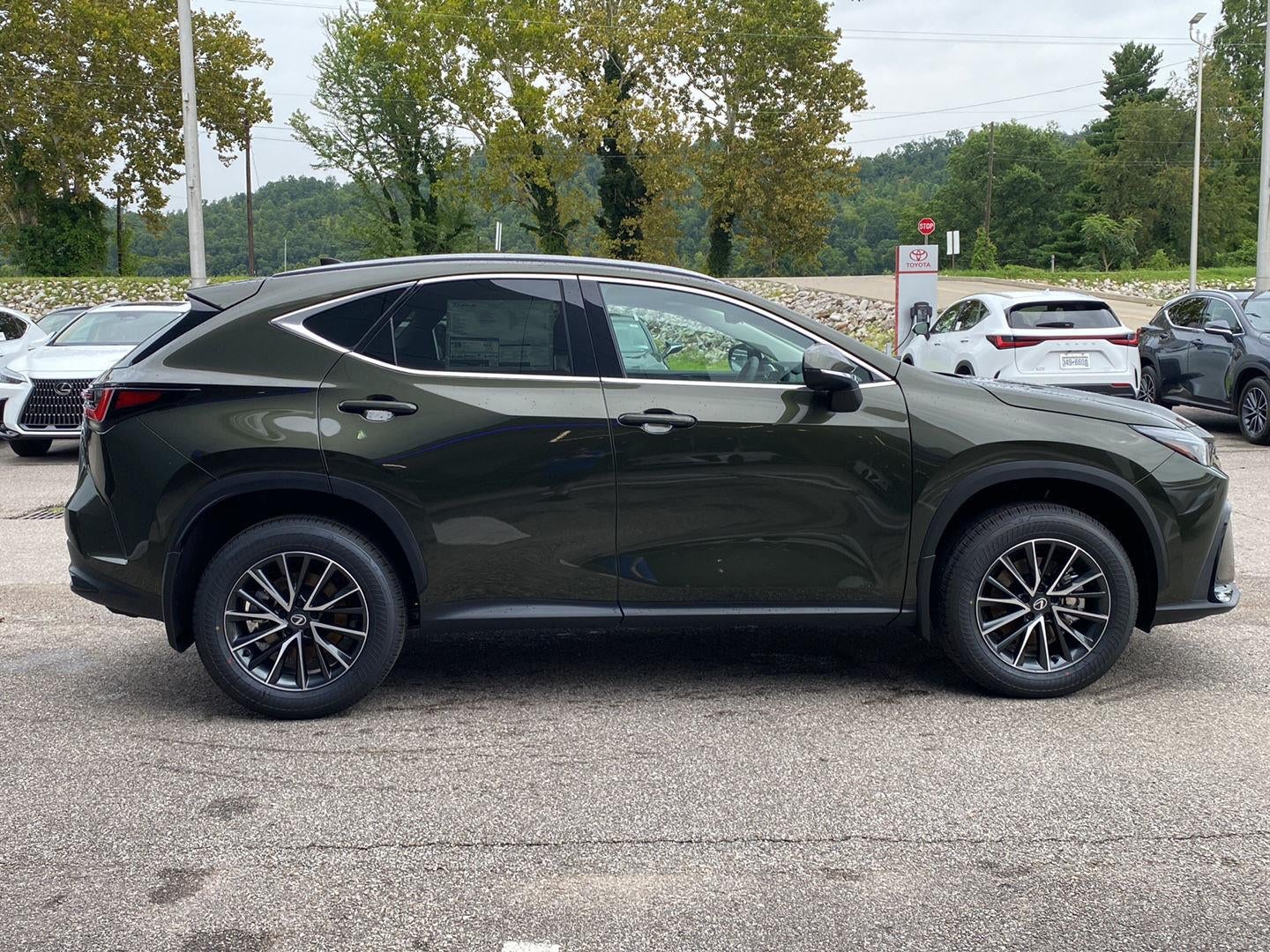 2026 Lexus NX 350h PREMIUM AWD PREMIUM