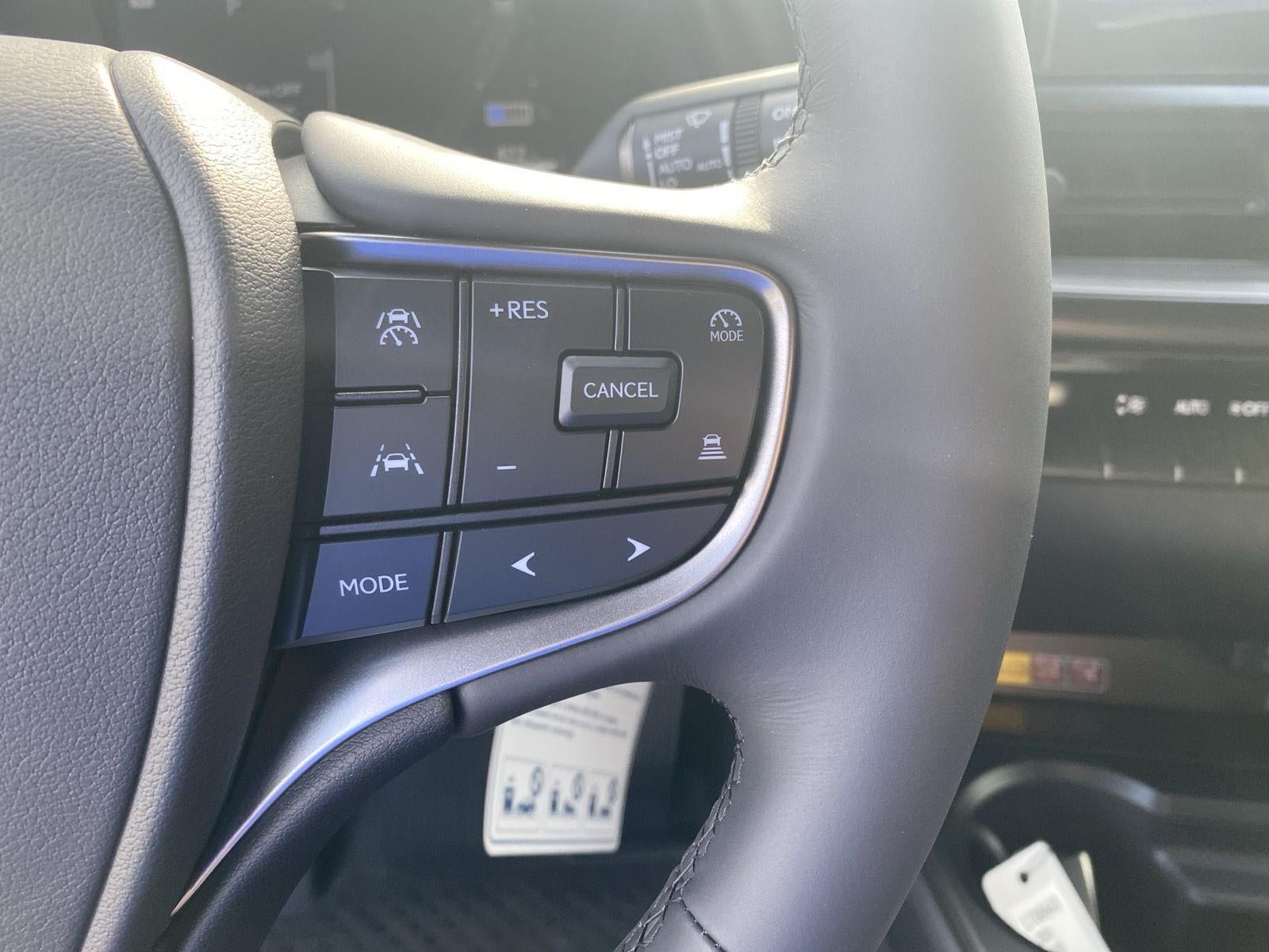 2026 Lexus UX HYBRID UX 300h F SPORT DESIGN AWD