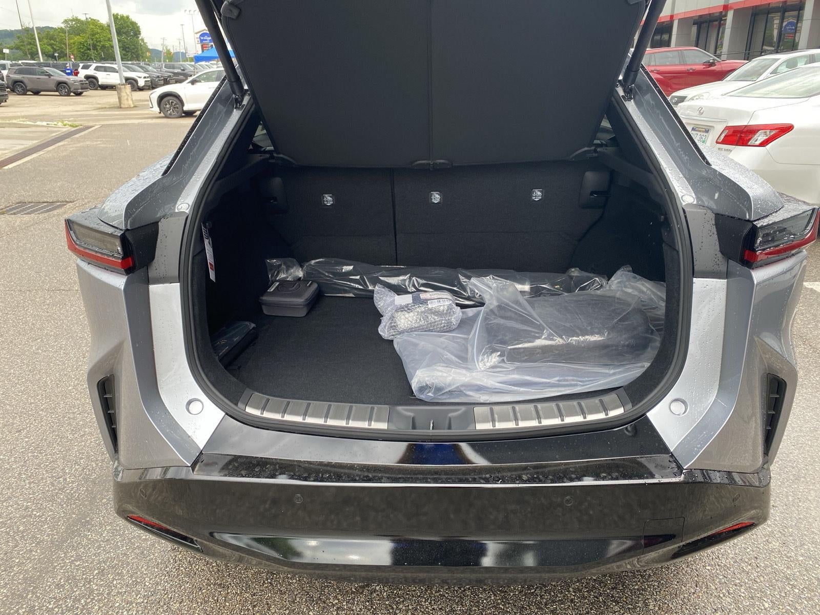 2026 Lexus RZ 450e PREMIUM AWD