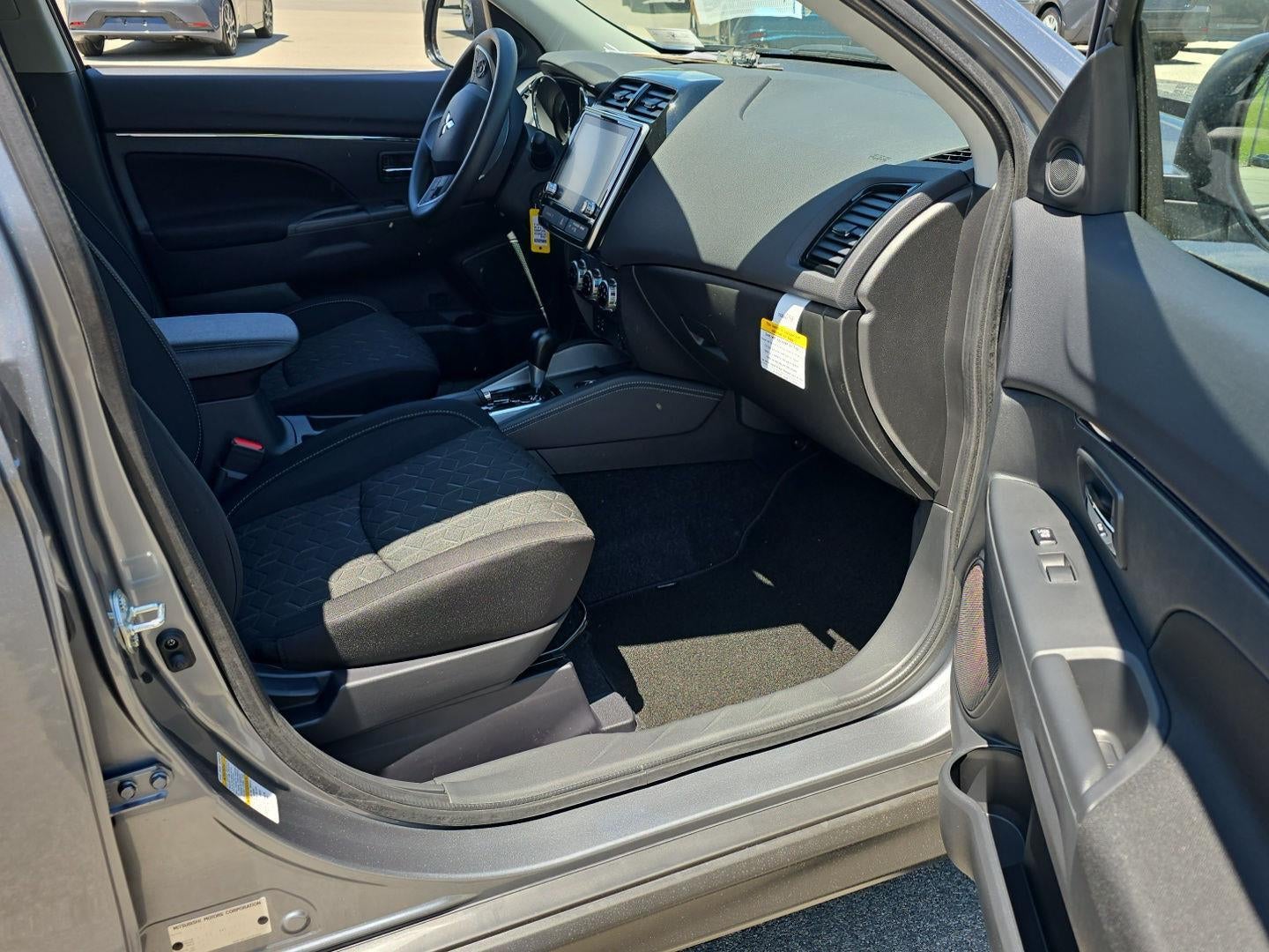 2026 Mitsubishi Outlander Sport ES