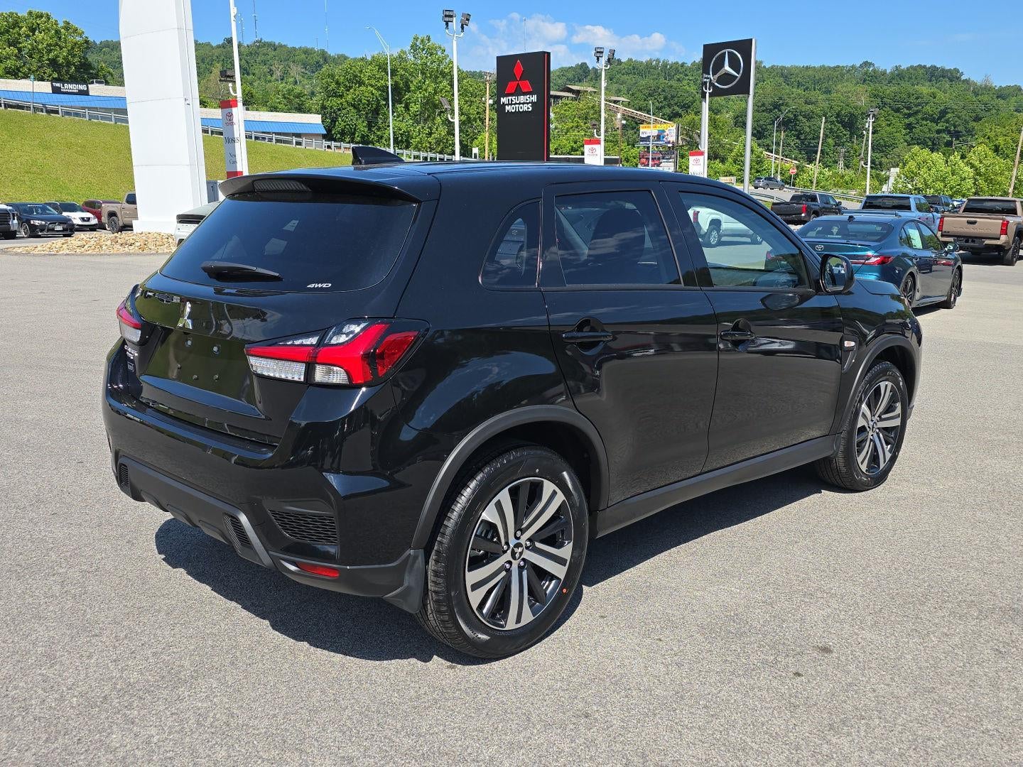 2026 Mitsubishi Outlander Sport ES