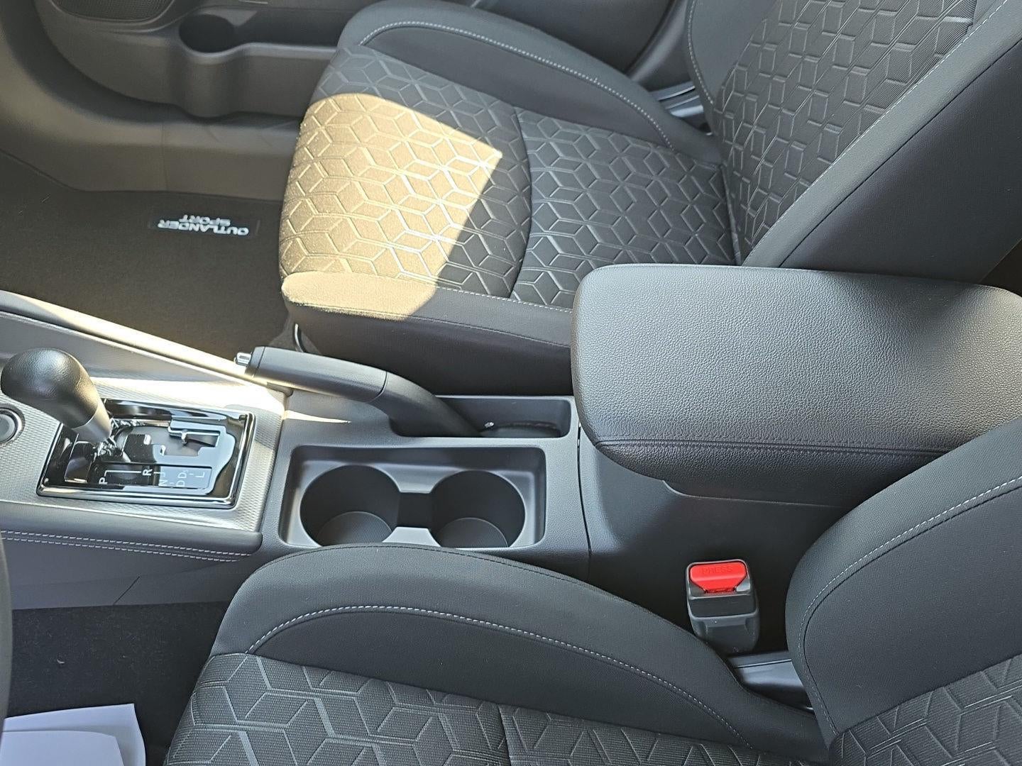 2026 Mitsubishi Outlander Sport ES
