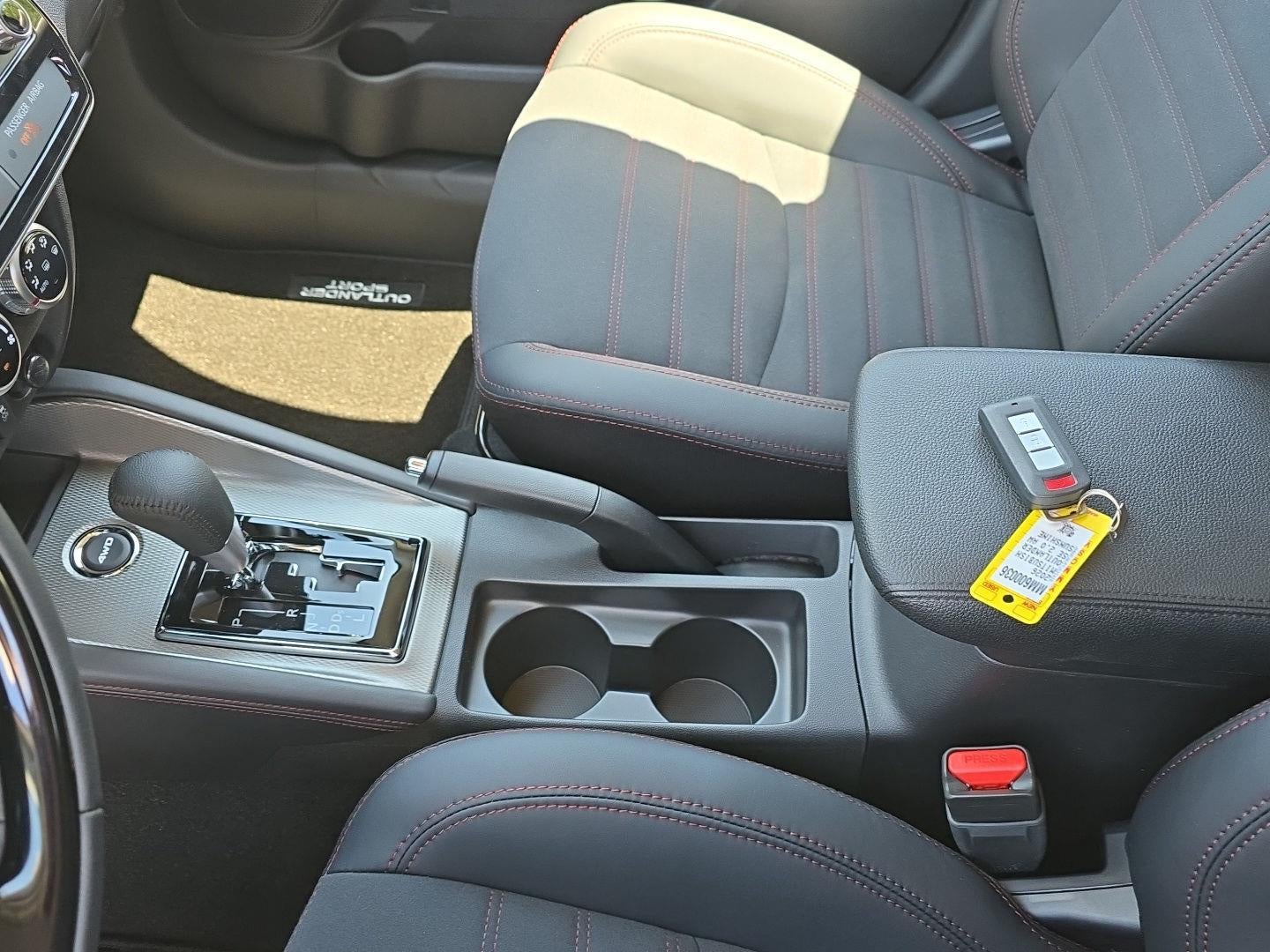 2026 Mitsubishi Outlander Sport SE
