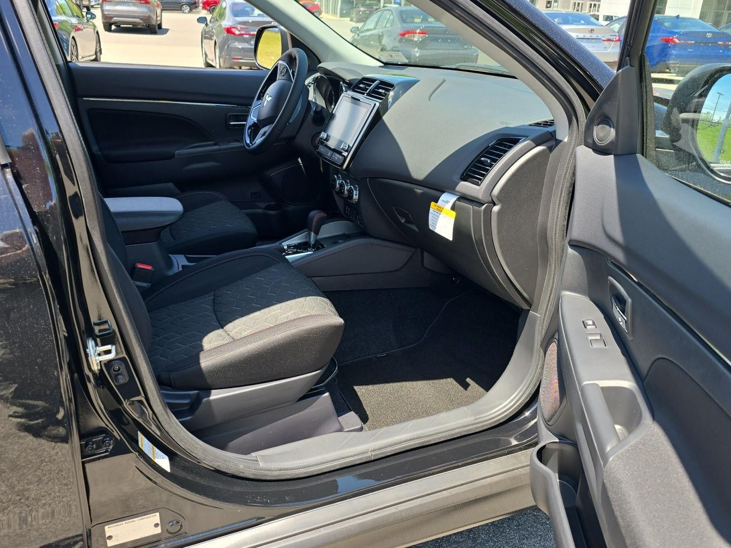 2026 Mitsubishi Outlander Sport LE