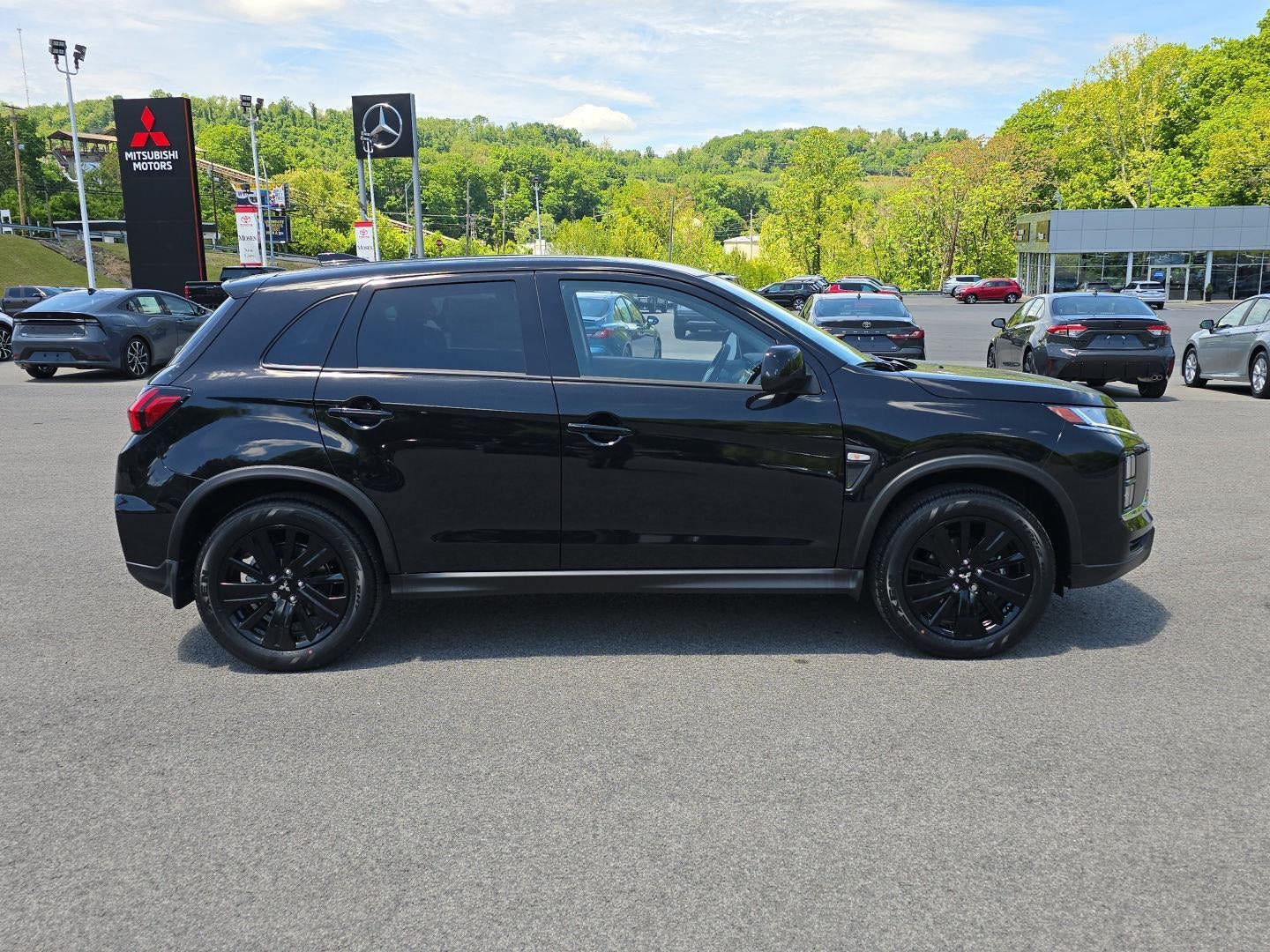 2026 Mitsubishi Outlander Sport LE