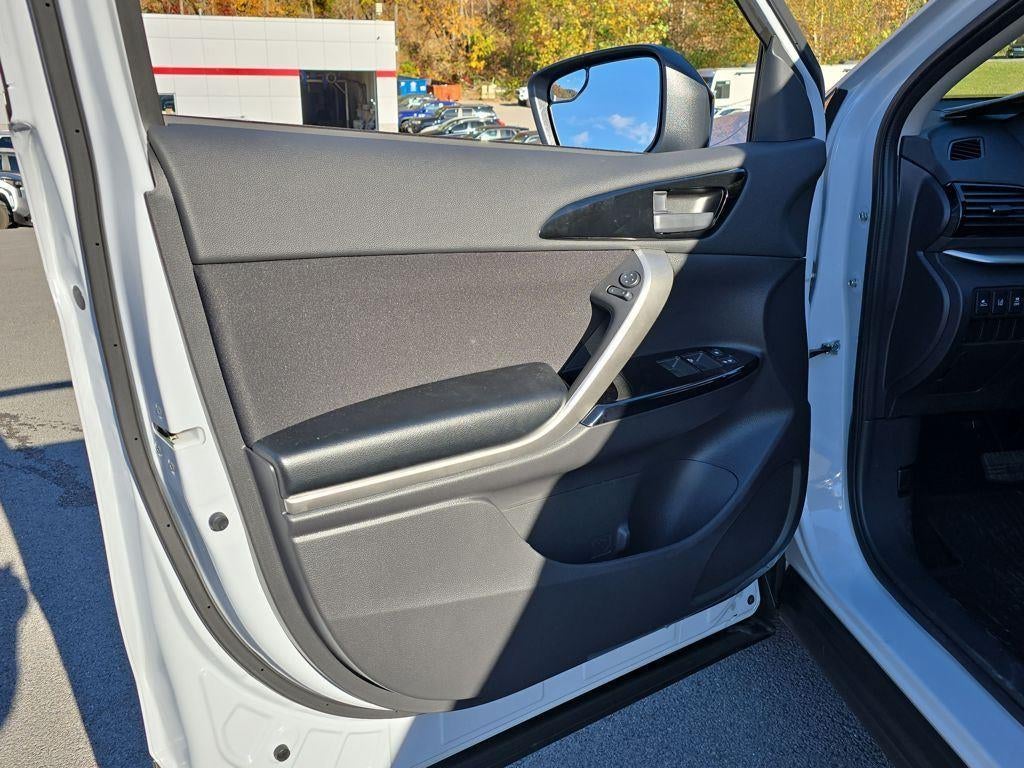 2026 Mitsubishi Eclipse Cross LE