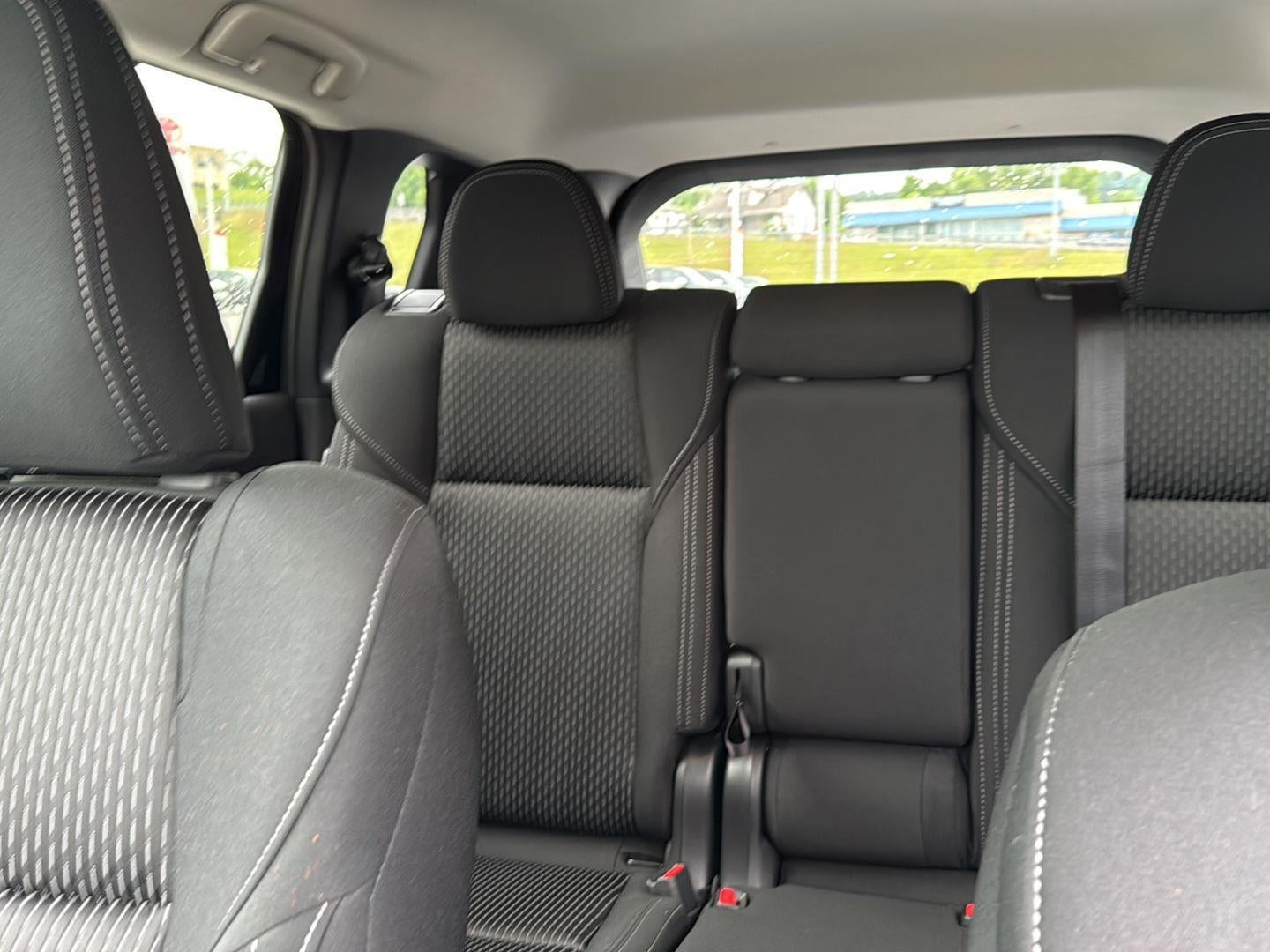2026 Mitsubishi Outlander ES