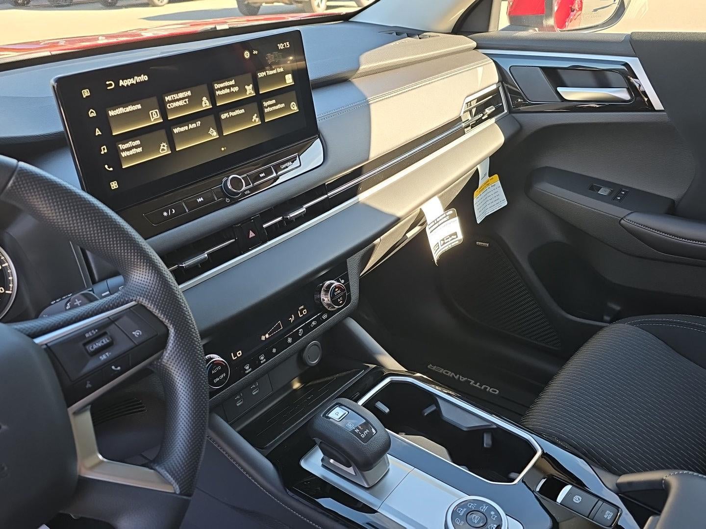 2026 Mitsubishi Outlander ES