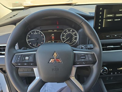 2026 Mitsubishi Outlander ES