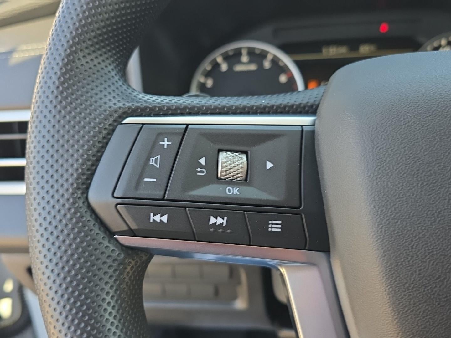 2026 Mitsubishi Outlander ES