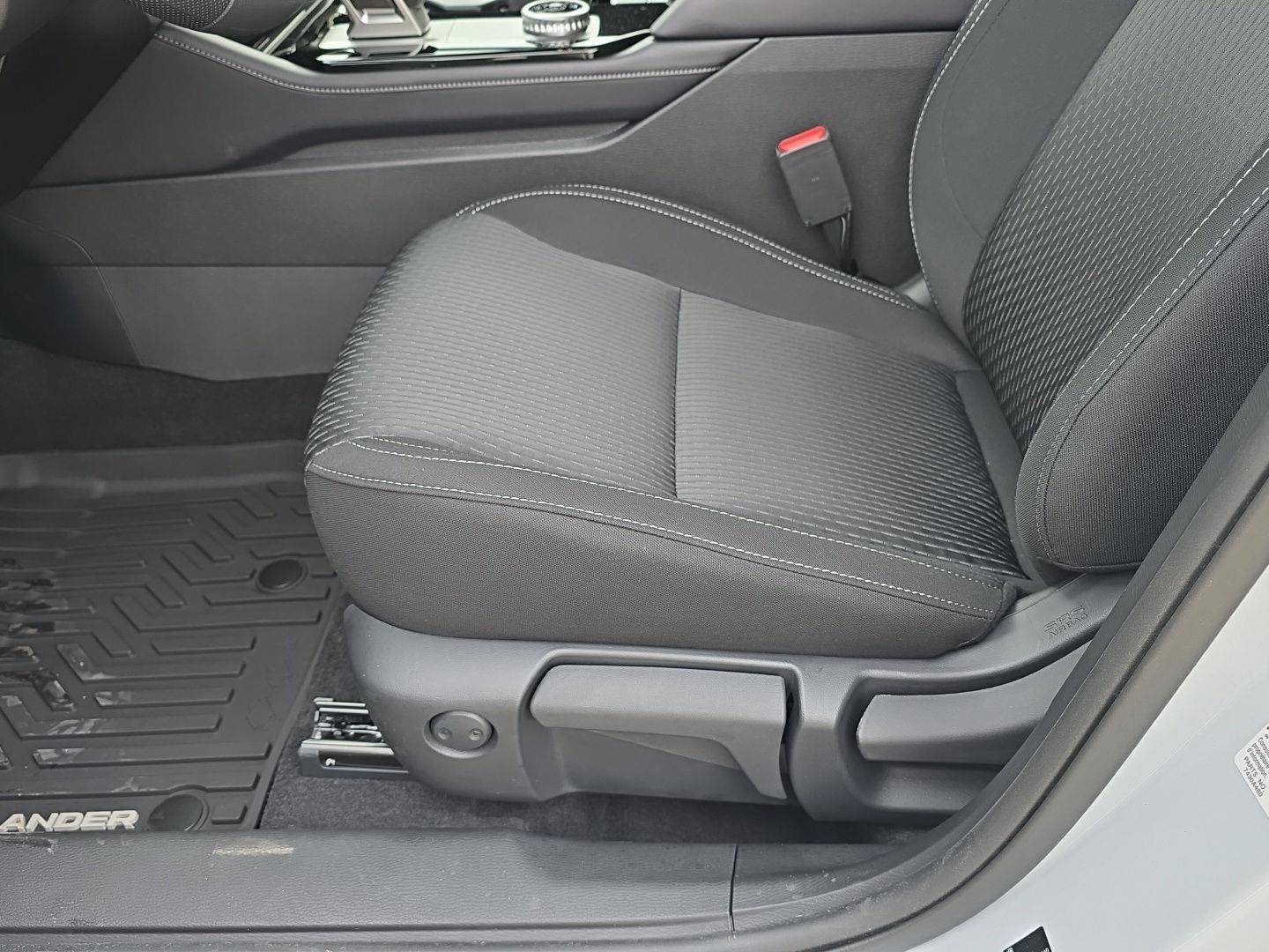 2027 Mitsubishi OUTLANDER ES S-AWC