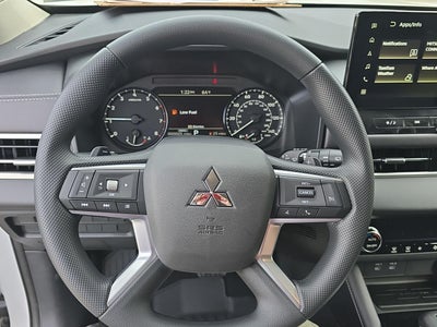 2027 Mitsubishi OUTLANDER ES S-AWC