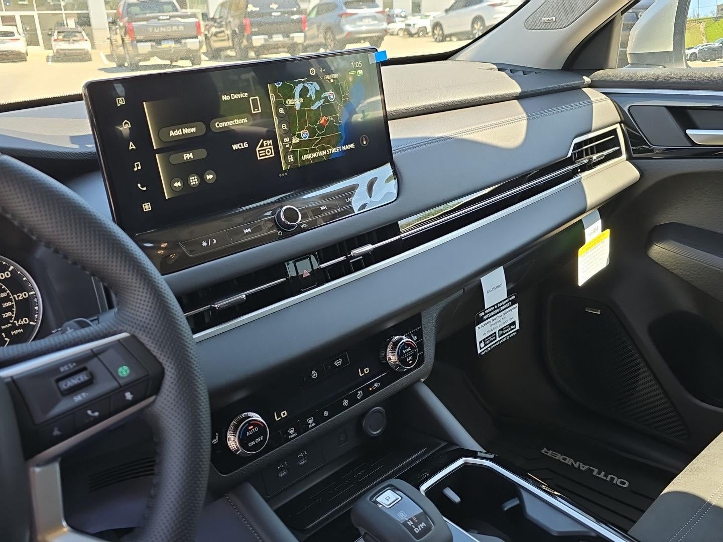 2026 Mitsubishi Outlander SE