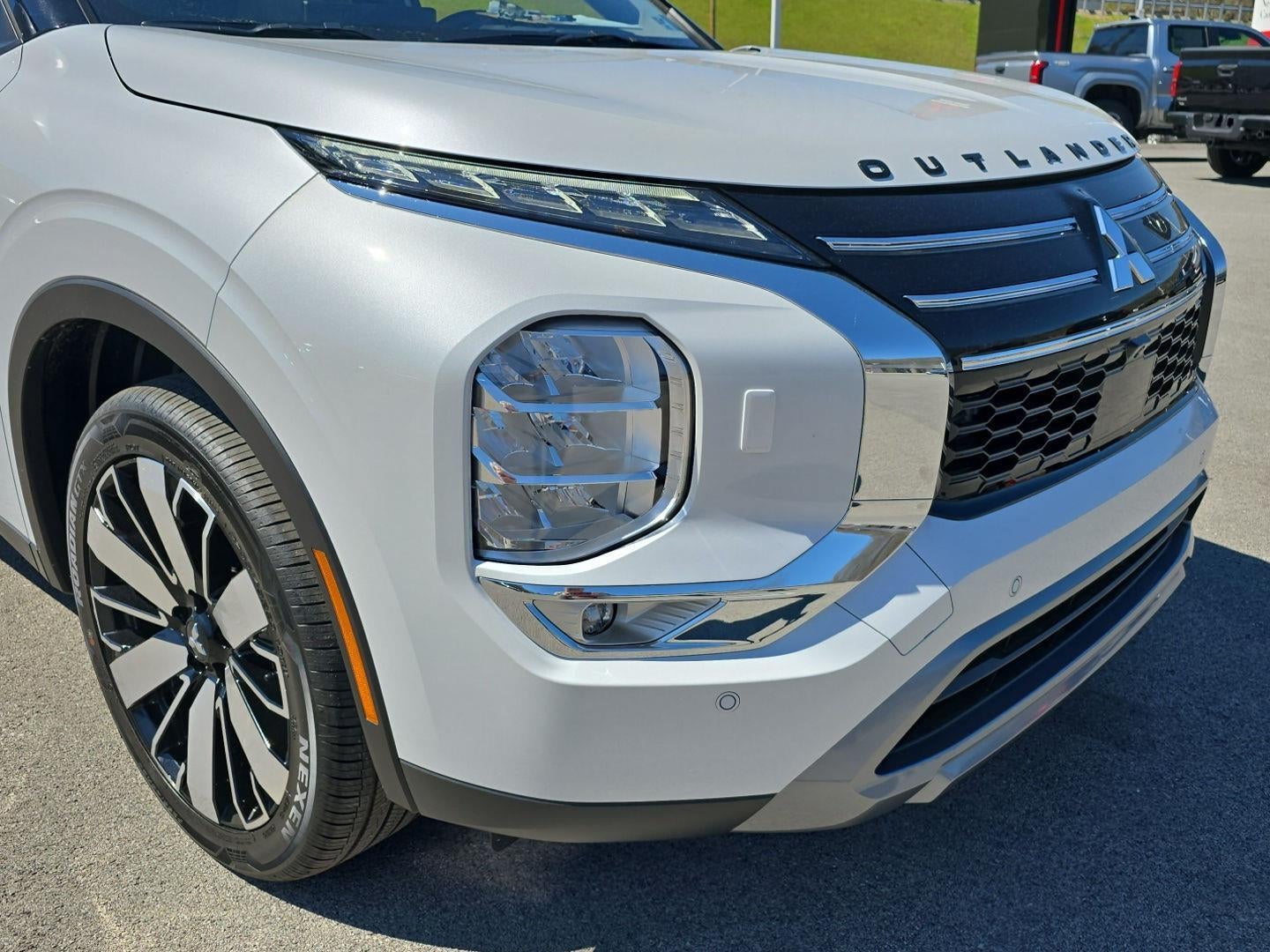 2026 Mitsubishi Outlander SE