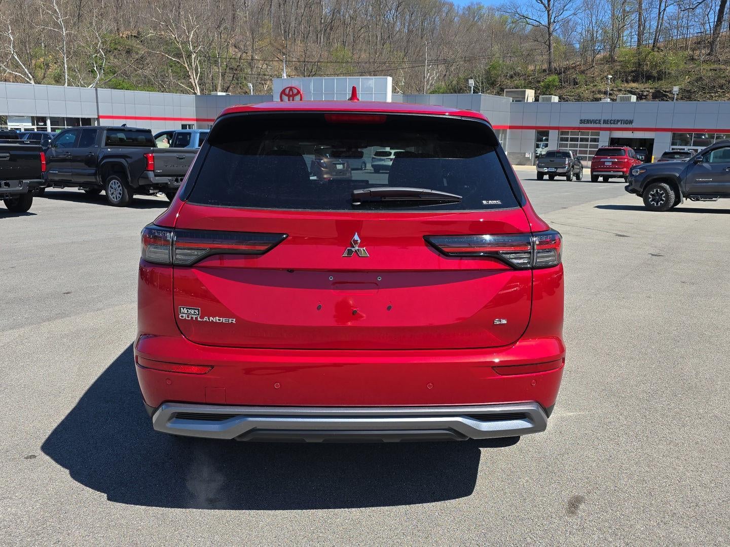 2026 Mitsubishi Outlander SE