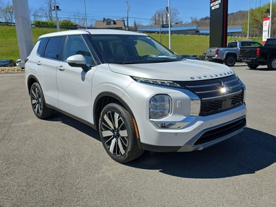 2026 Mitsubishi Outlander SE