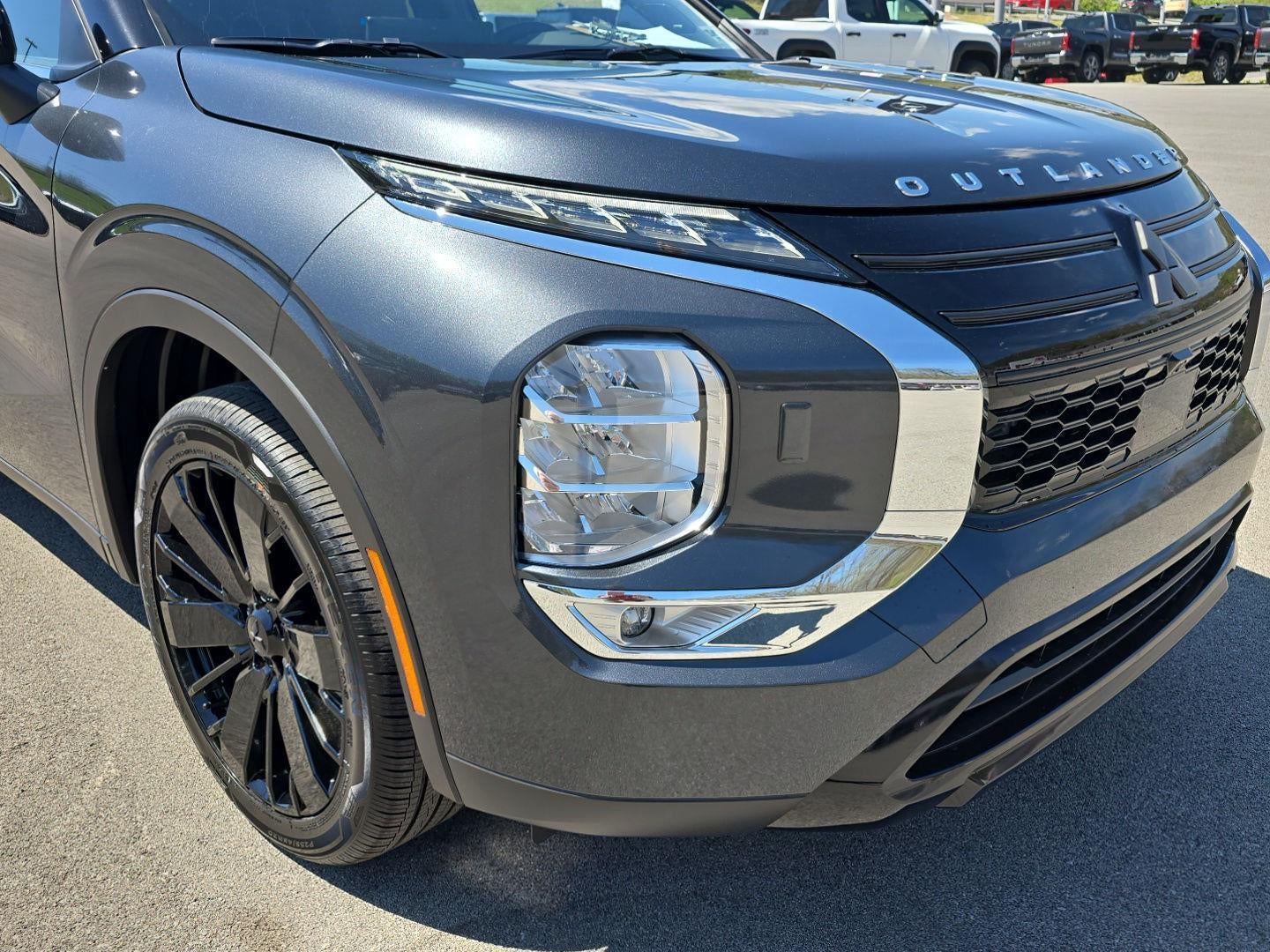 2026 Mitsubishi OUTLANDER LE S-AWC