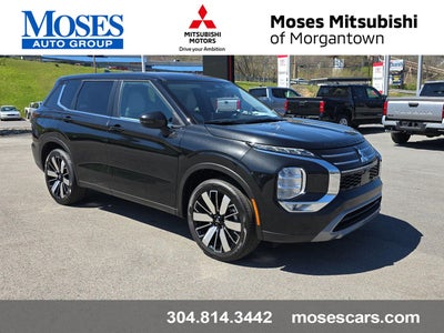 2026 Mitsubishi Outlander SE