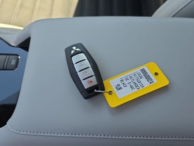 2026 Mitsubishi Outlander SE