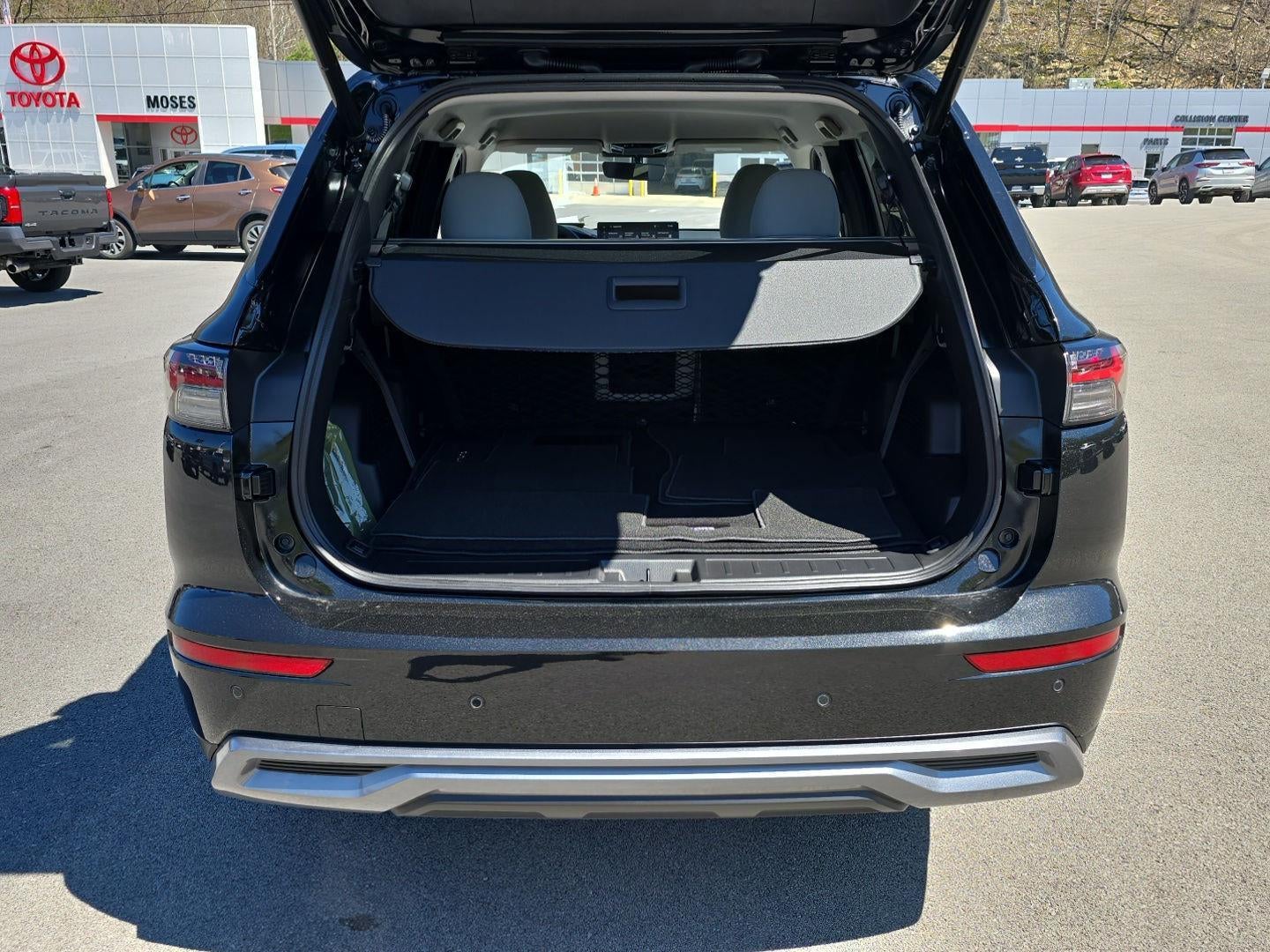 2026 Mitsubishi Outlander SE