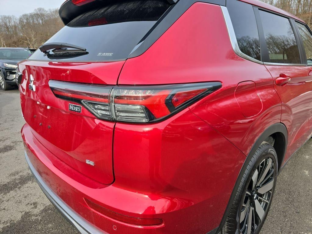 2026 Mitsubishi Outlander SE