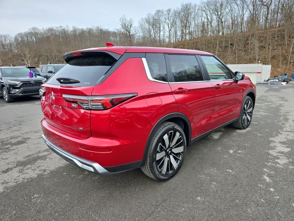 2026 Mitsubishi Outlander SE