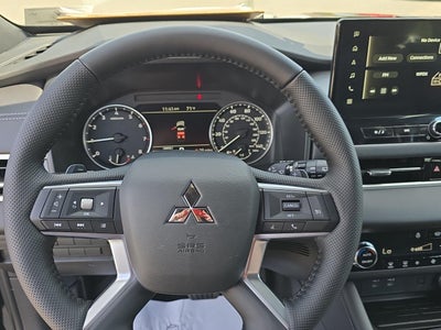 2026 Mitsubishi OUTLANDER LE S-AWC