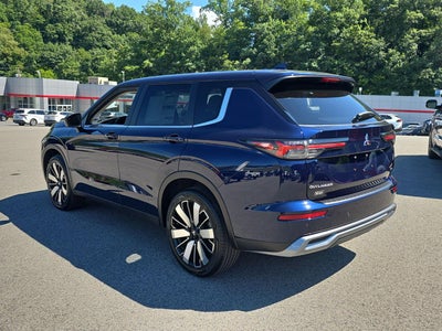 2026 Mitsubishi Outlander SE