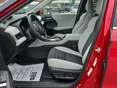 2026 Mitsubishi Outlander SE
