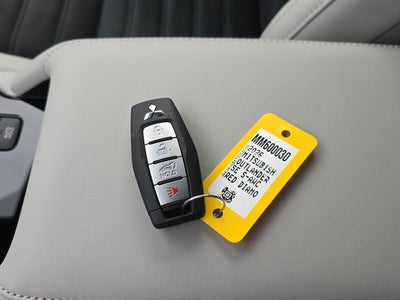 2026 Mitsubishi Outlander SE