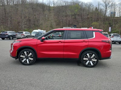 2026 Mitsubishi Outlander SE