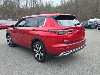 2026 Mitsubishi Outlander SE