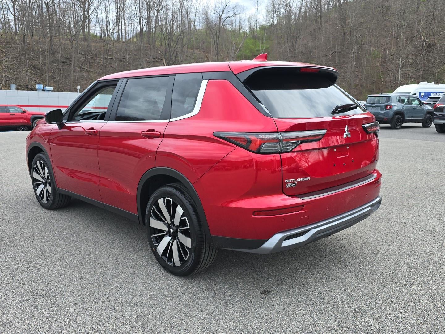 2026 Mitsubishi Outlander SE