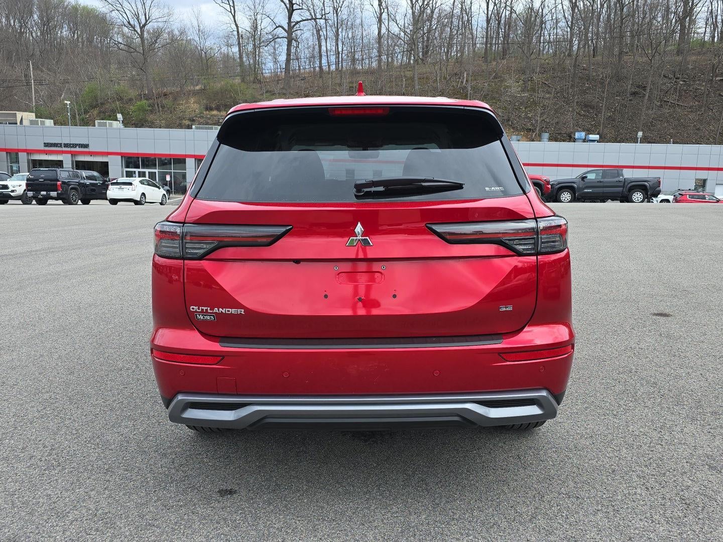 2026 Mitsubishi Outlander SE