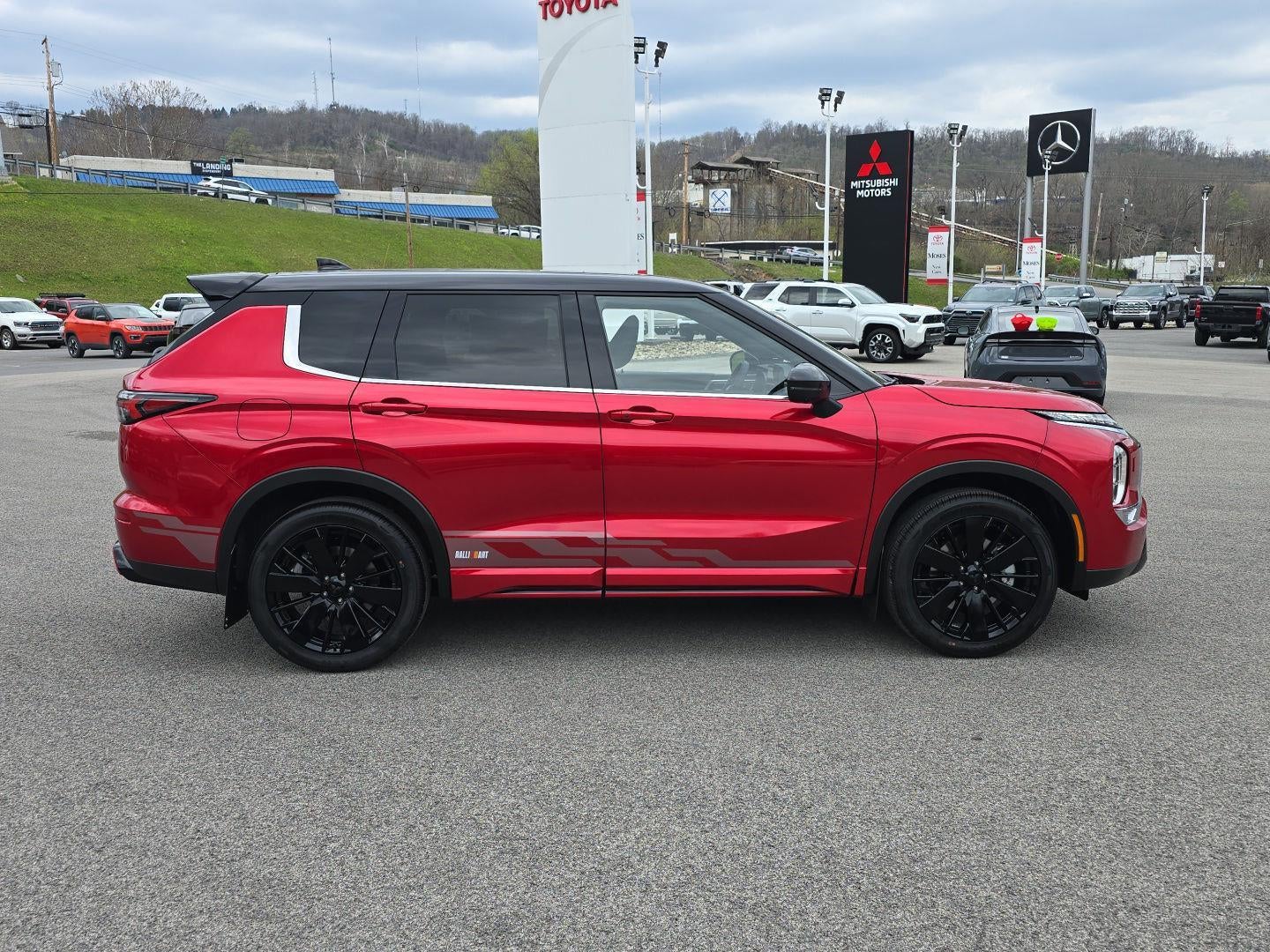 2026 Mitsubishi Outlander Ralliart