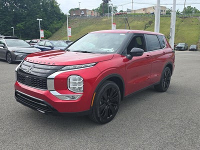 2026 Mitsubishi Outlander LE