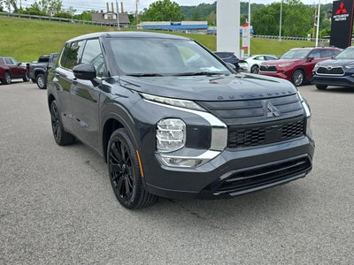 2026 Mitsubishi Outlander LE