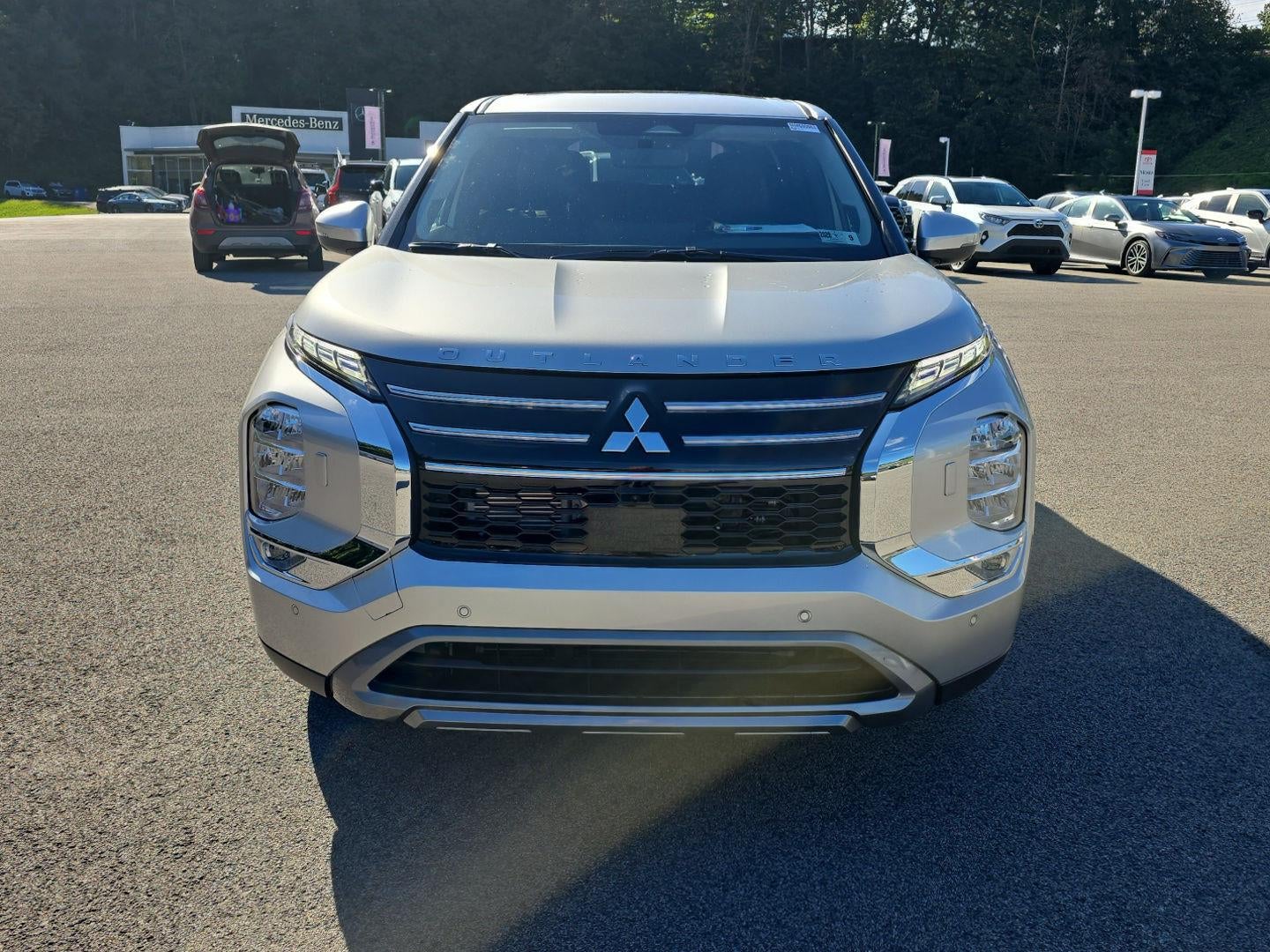 2026 Mitsubishi Outlander SE