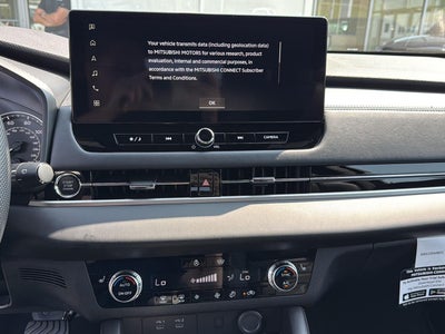 2026 Mitsubishi Outlander LE
