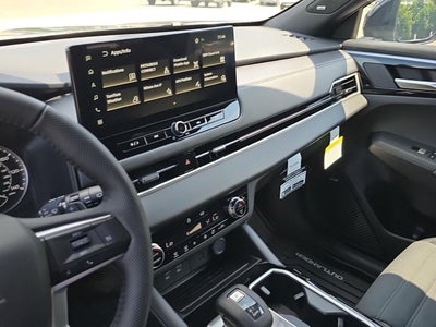 2026 Mitsubishi Outlander LE
